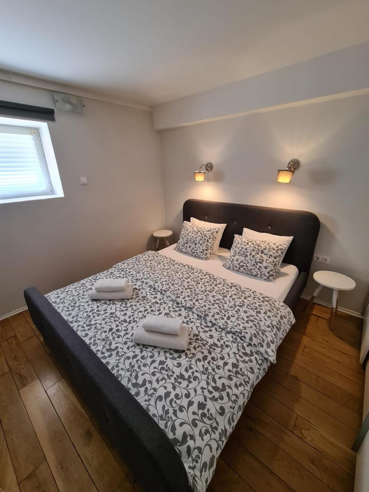 Max'S Downtown Oasis Apartment Zadar Bagian luar foto